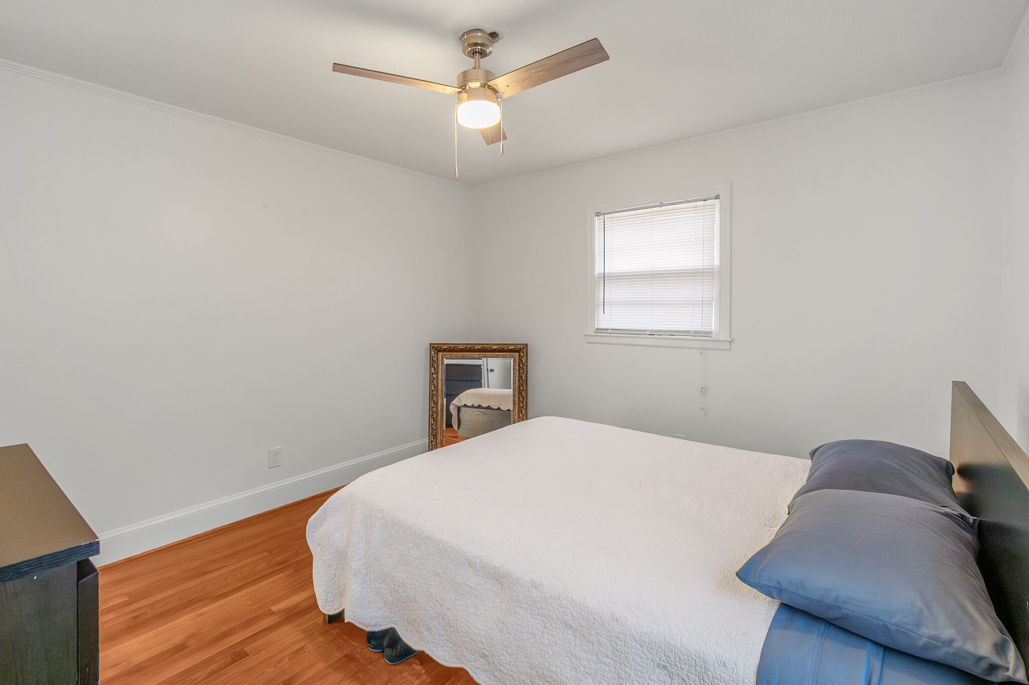 2400 Markham Court