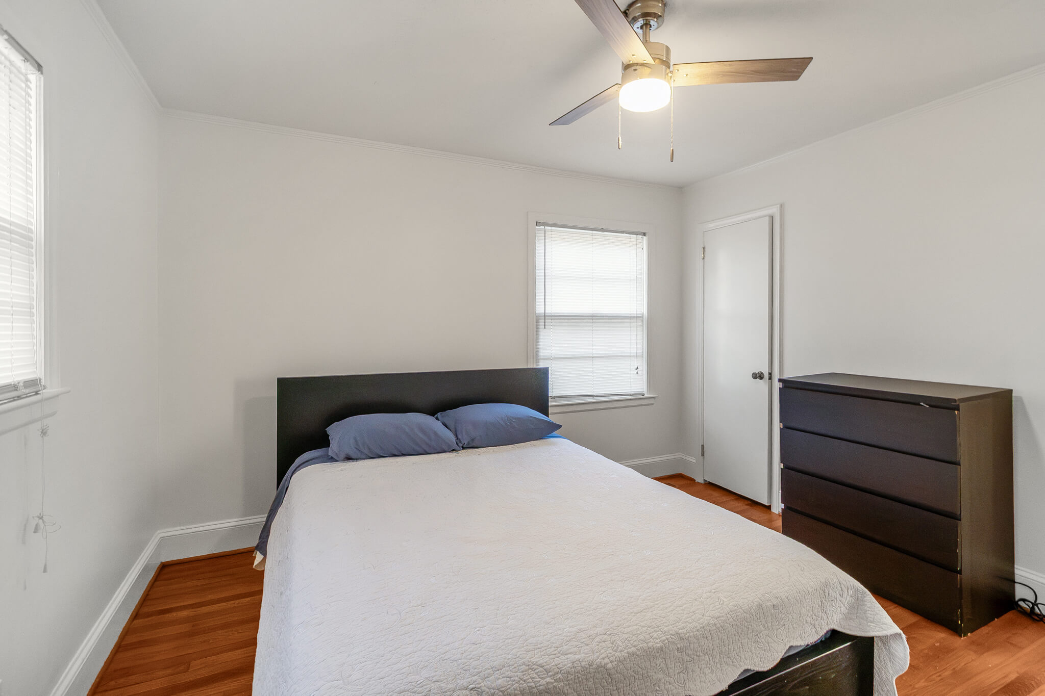 2400 Markham Court