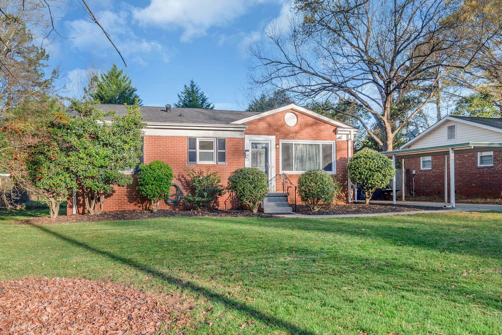 Coventry Woods: Classic Charlotte Charm That’s Still Affordable