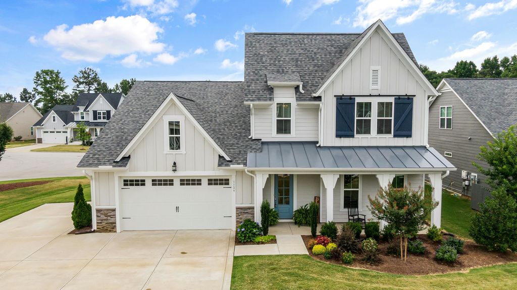 Charlotte Buyer Guide 2025: Best Homes $750K–$1M